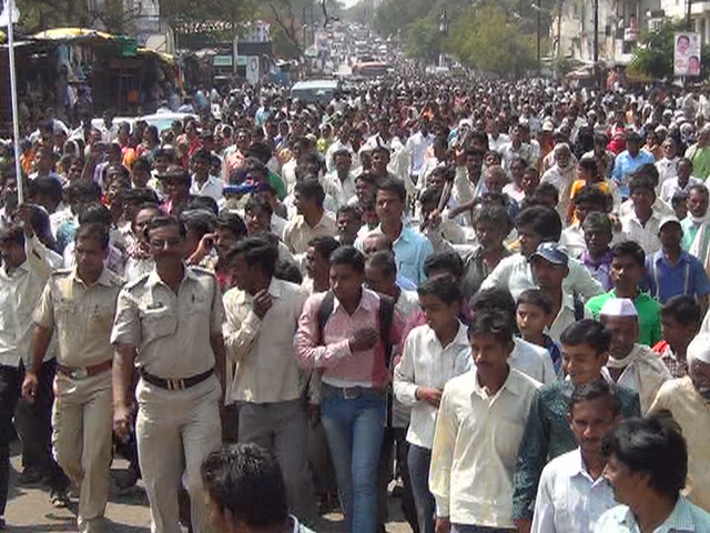 ‘लोकशासन’ मोर्चा तहसीलवर धडकला