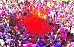 देशात रंगपंचमीचा उत्साह