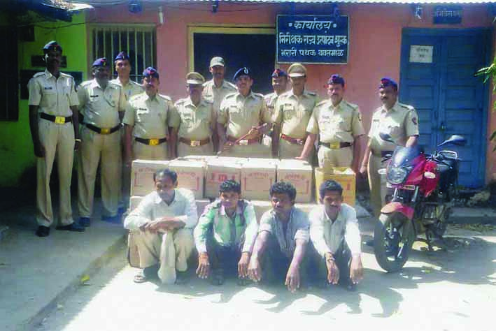 ६ लाखाची देशी दारू जप्त