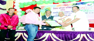 शेखर वांढरे यांना तिरंगा कलागौरव पुरस्कार
