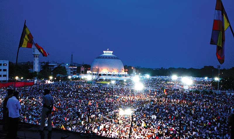 दीक्षाभूमीवर अवतरणार बुद्ध कला व संस्कृती