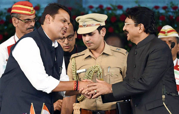 शपथविधीसाठी भाजपाने उधळले ९८.३३ लाख