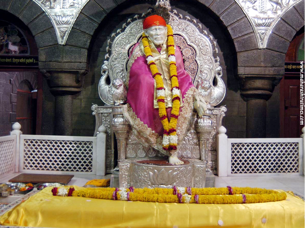 शिर्डीच्या विकासासाठी १२०० कोटींचा प्रस्ताव