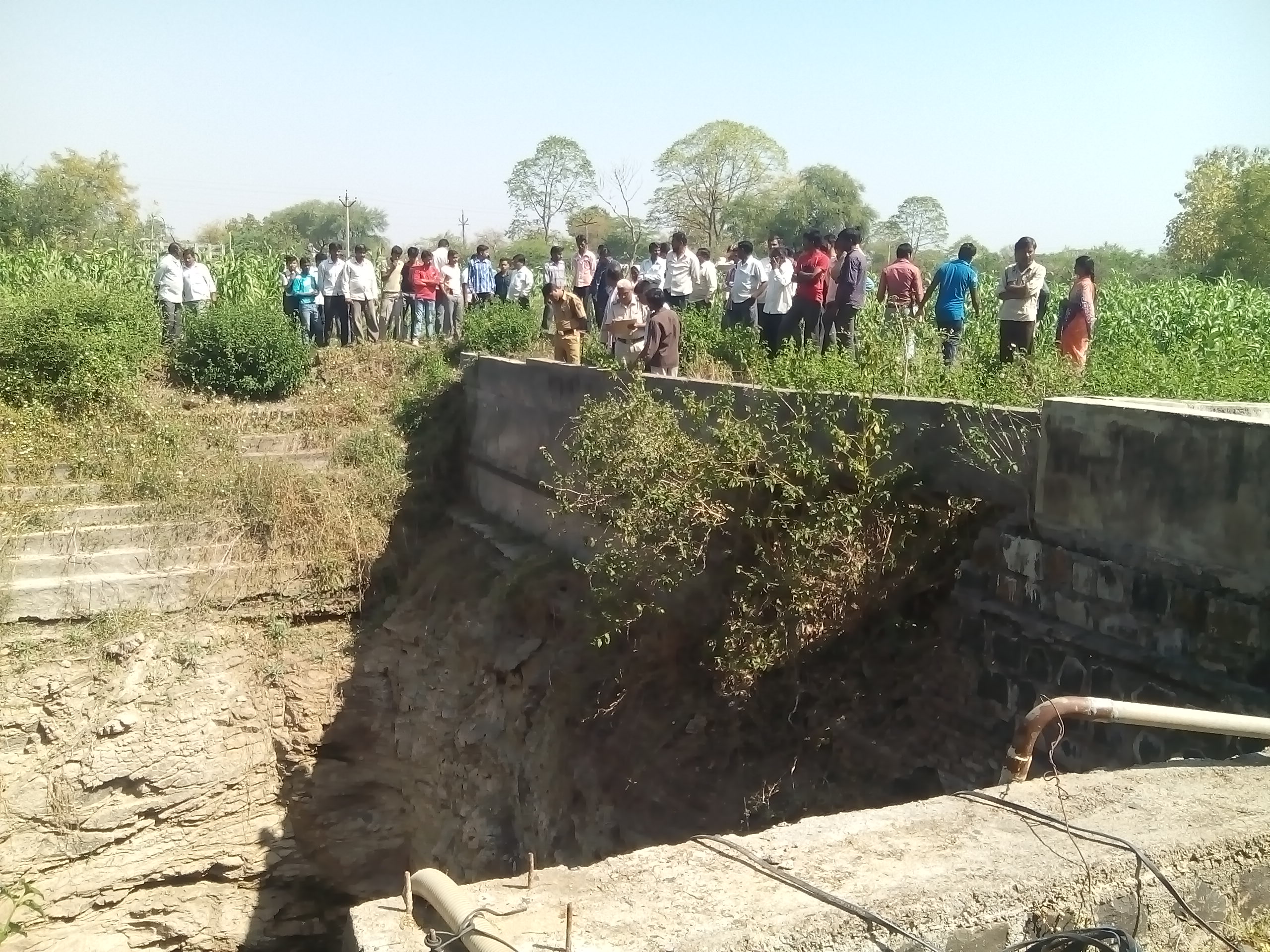 चिमुकलीचा मृतदेह आढळल्याने खळबळ, वडिलानेच खुन केल्याचा आरोप