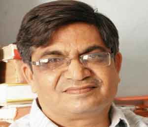 स्वाइन फ्लू : ज्येष्ठ पत्रकार रमेश राऊत यांचे निधन