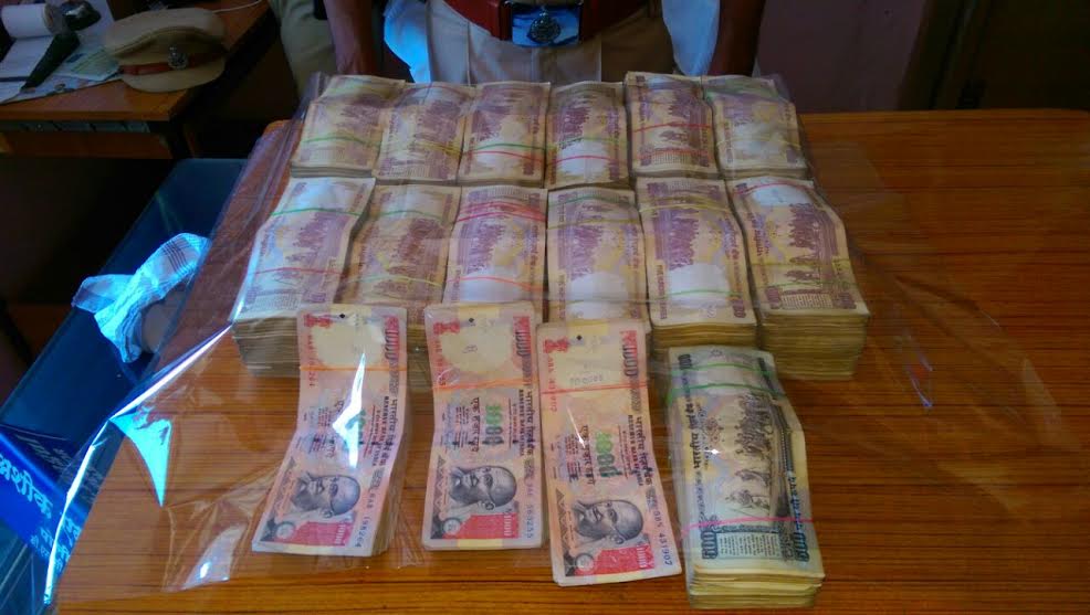 सराफा व्यावसायिकाचे ३५ लाख लुटले, नागरिकांच्या सतर्कतेने आरोपीस अटक 