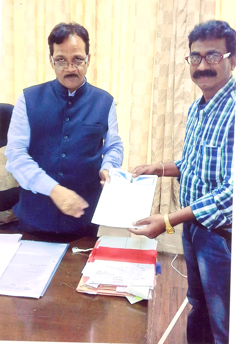 घरकुल योजनांची तात्काळ अंमलबजावणी करा, समाजकल्याण मंत्र्यांना निवेदन