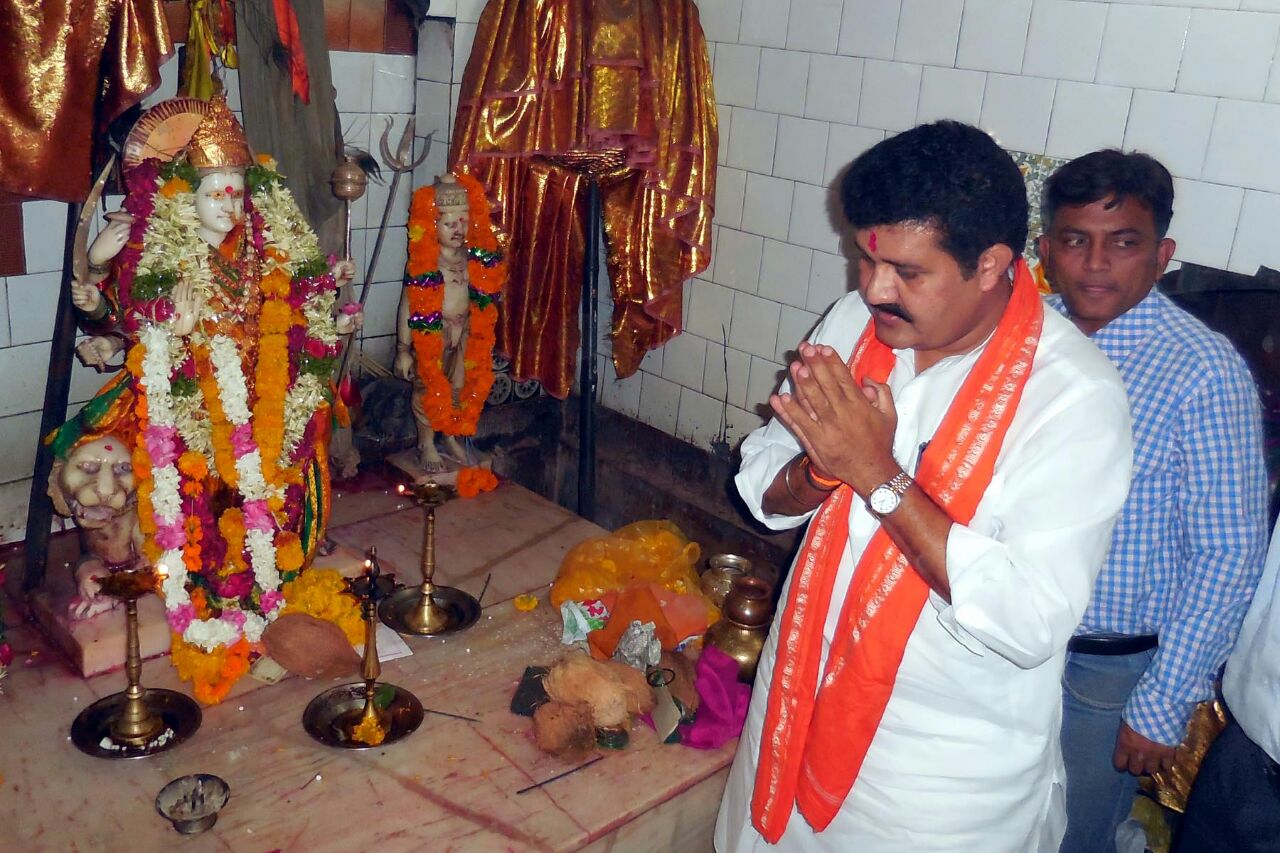 पोहरादेवी येथील रामनवमी उत्सवास ना. संजय राठोड यांची भेट 