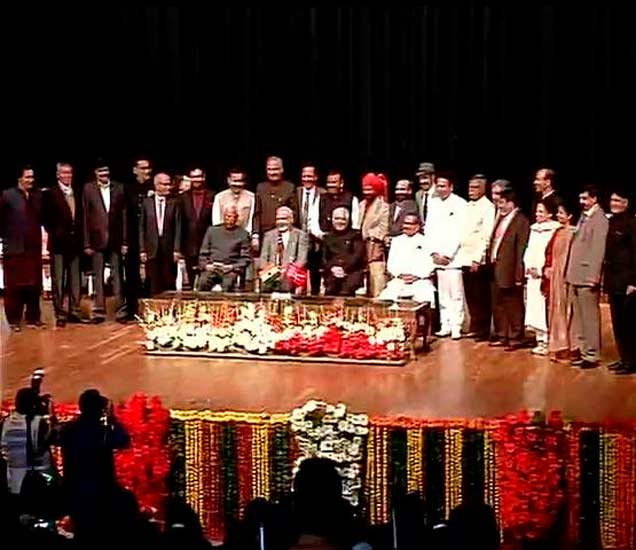 काश्मीरच्या मुख्यमंत्रीपदी मुफ्ती मोहोम्मद सईद