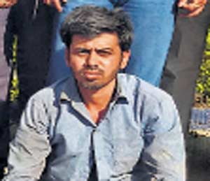 तिघींचा खून; अाराेपी पाेलिसांच्या ताब्यात