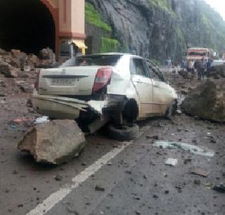 दरड कोसळून दोन ठार